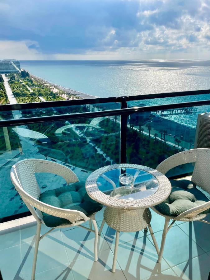 Sea View Apartments Orbi Beach Tower Batumi Eksteriør bilde