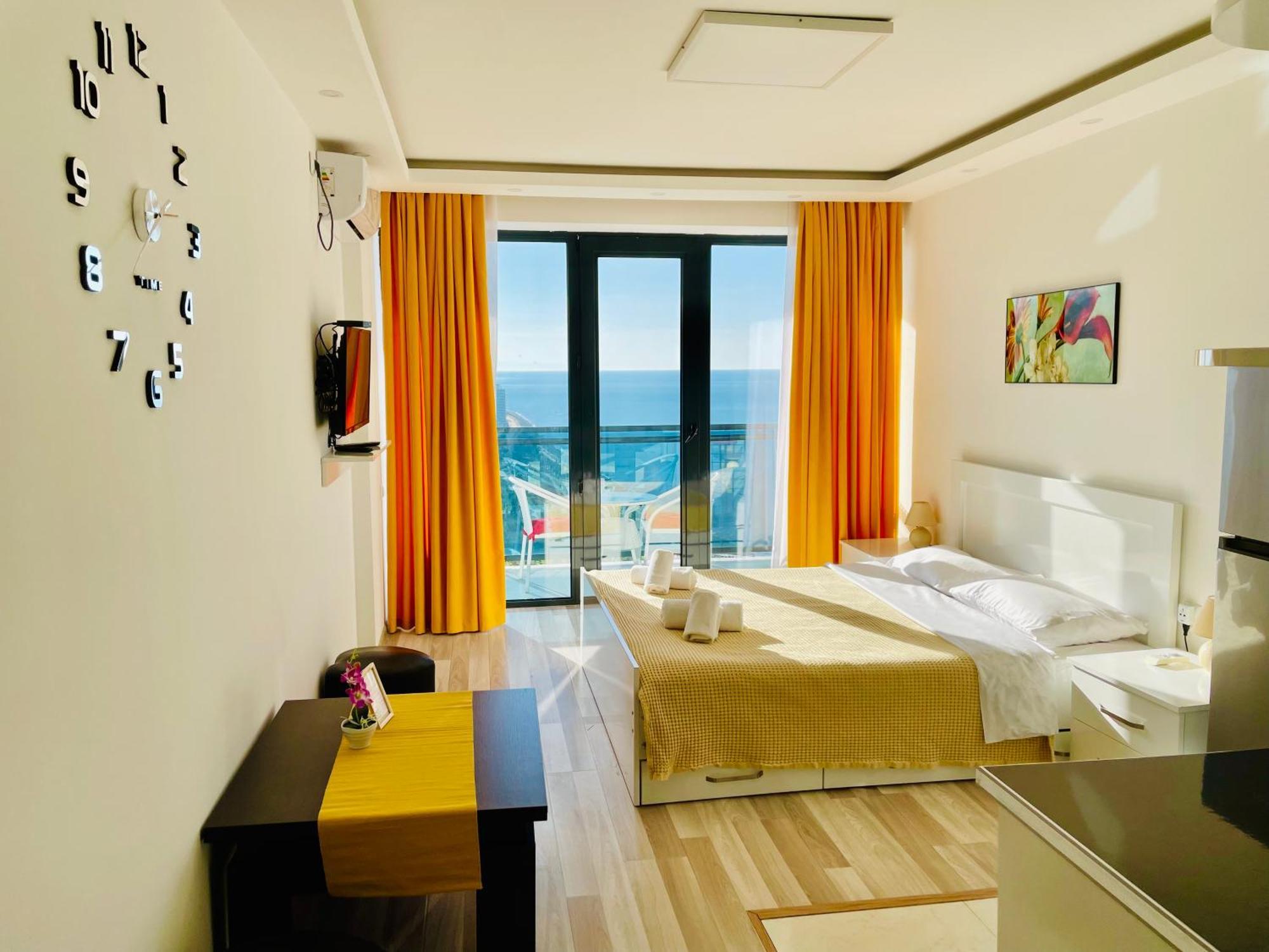 Sea View Apartments Orbi Beach Tower Batumi Eksteriør bilde
