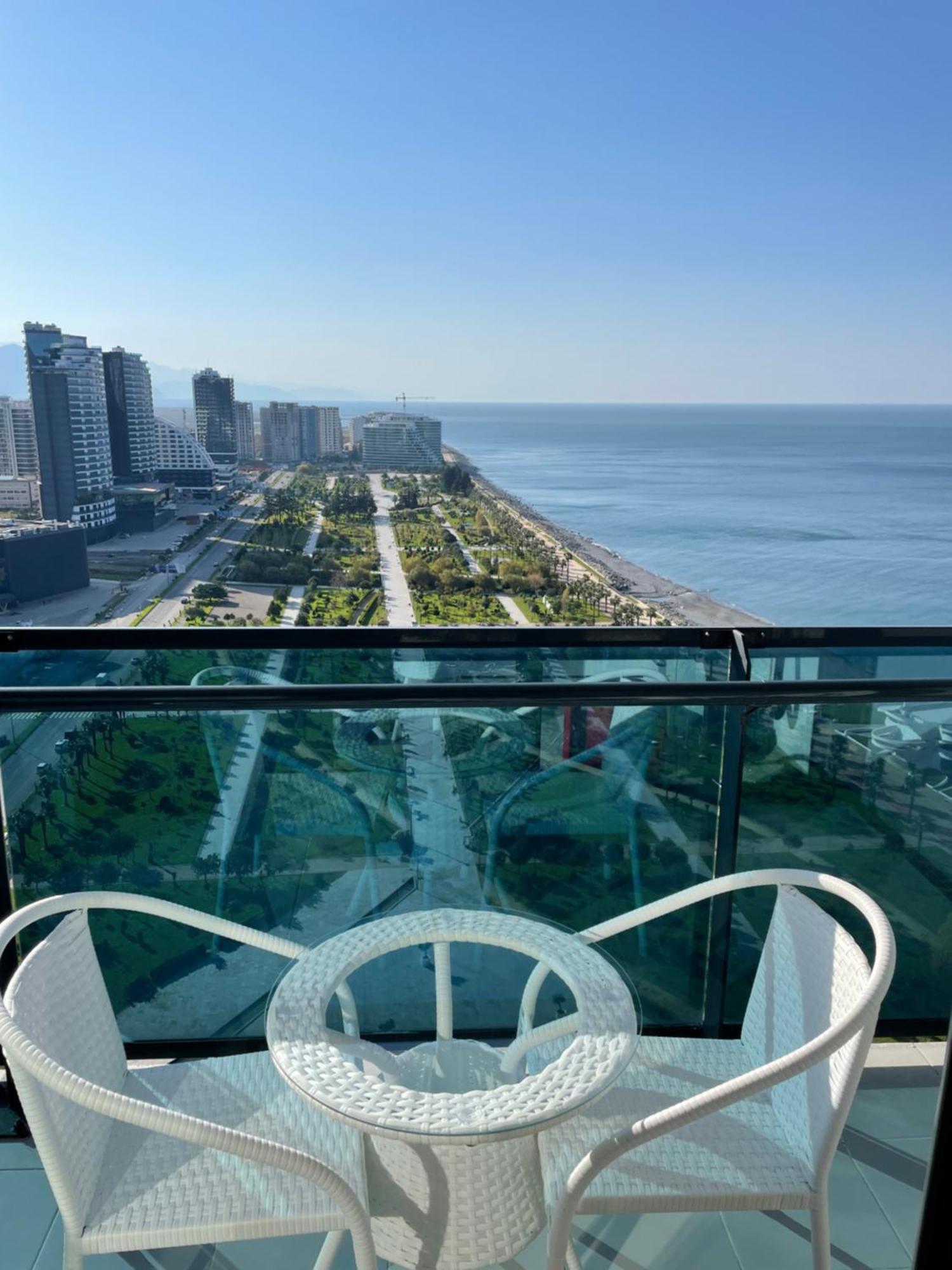 Sea View Apartments Orbi Beach Tower Batumi Eksteriør bilde
